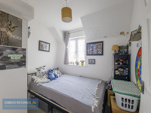 Bedroom- click for photo gallery